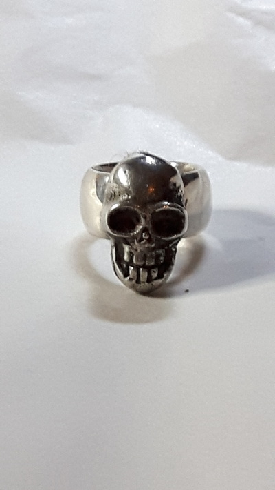 Solid silver skull beard ring. £48